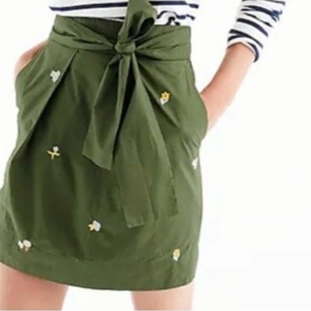 J.Crew Olive Green Women's Skirt with Floral Embroidery size 0